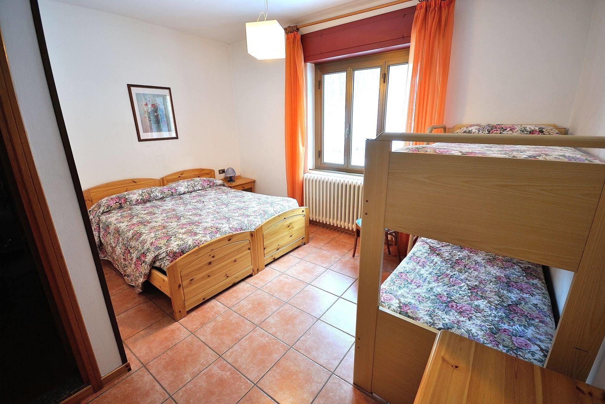 Albergo Morandi Valbondione Exterior foto
